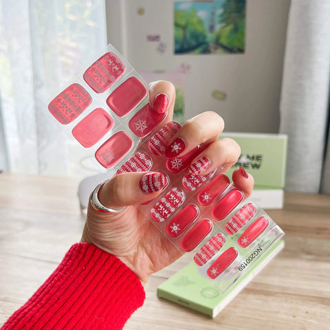 [XMAS] 'Not So Ugly Sweater' DIY Semicured Gel Nail Stickers Kit